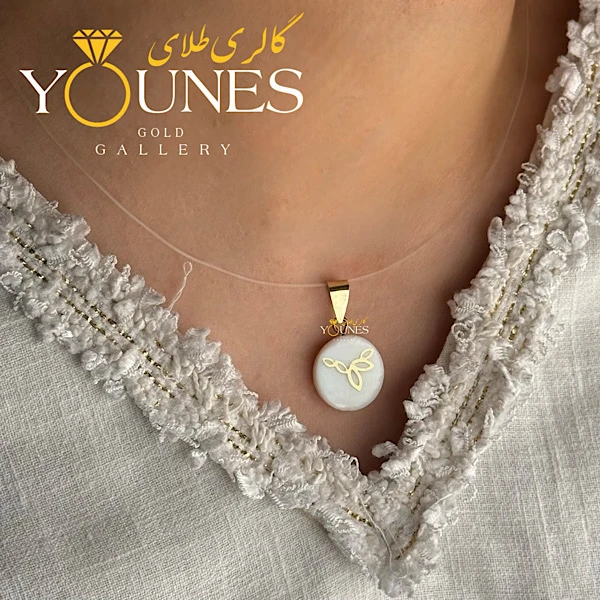آویز طلا سنگ صدف پروا کوچک